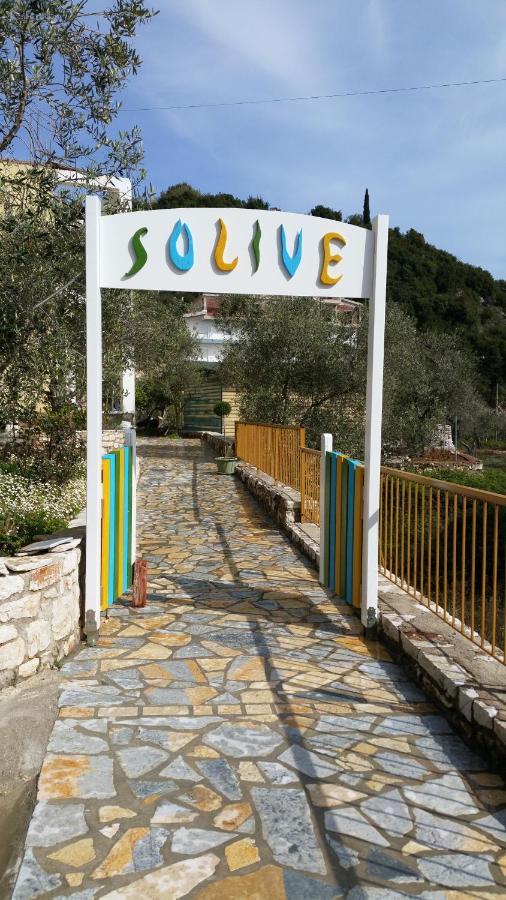 Guest House Solive Himarë Exterior foto