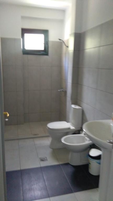 Guest House Solive Himarë Exterior foto