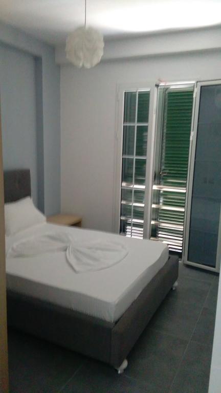 Guest House Solive Himarë Exterior foto
