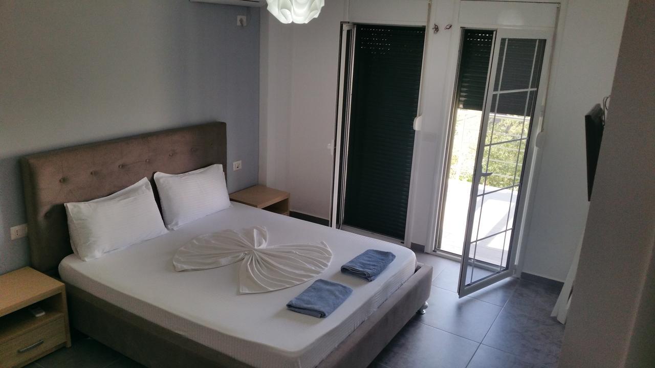 Guest House Solive Himarë Exterior foto