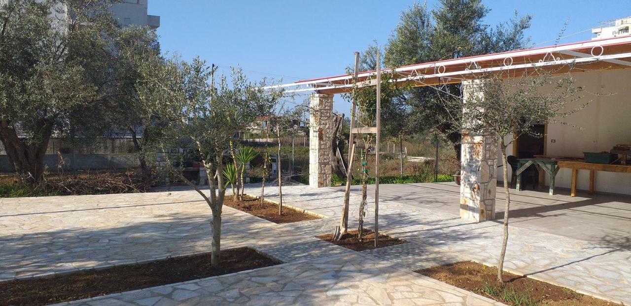 Guest House Solive Himarë Exterior foto